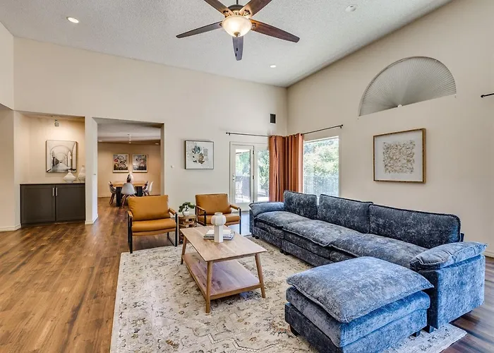 Arch House 3br Bunk Pool Game * Tulsa