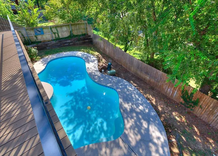 Arch House 3br Bunk Pool Game *